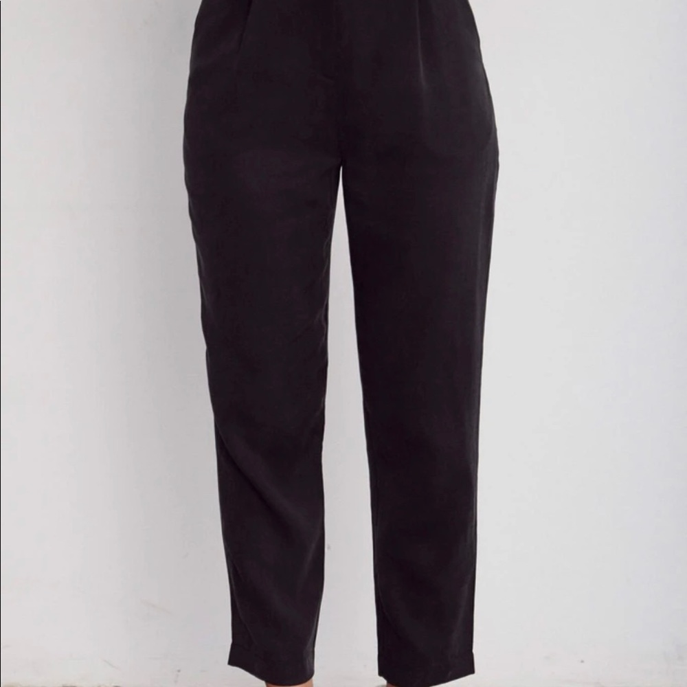 Vetta every day pants NWT